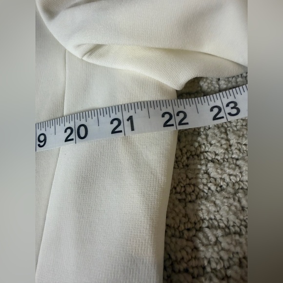 Gold and cream Blazer Structured Silhouette Business Wear - Picture 11 of 12